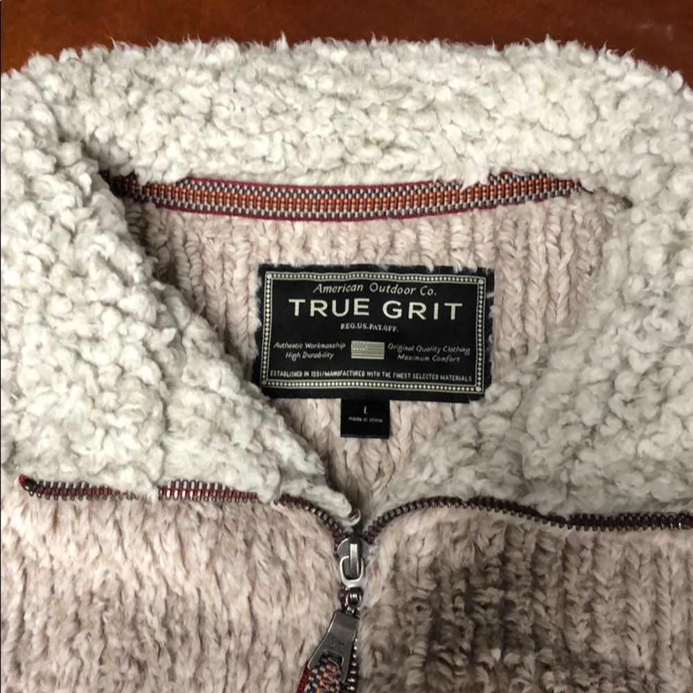 True Grit pullover - Picture 4 of 7